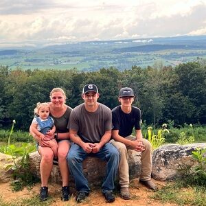 Meet your Posher, Dominique